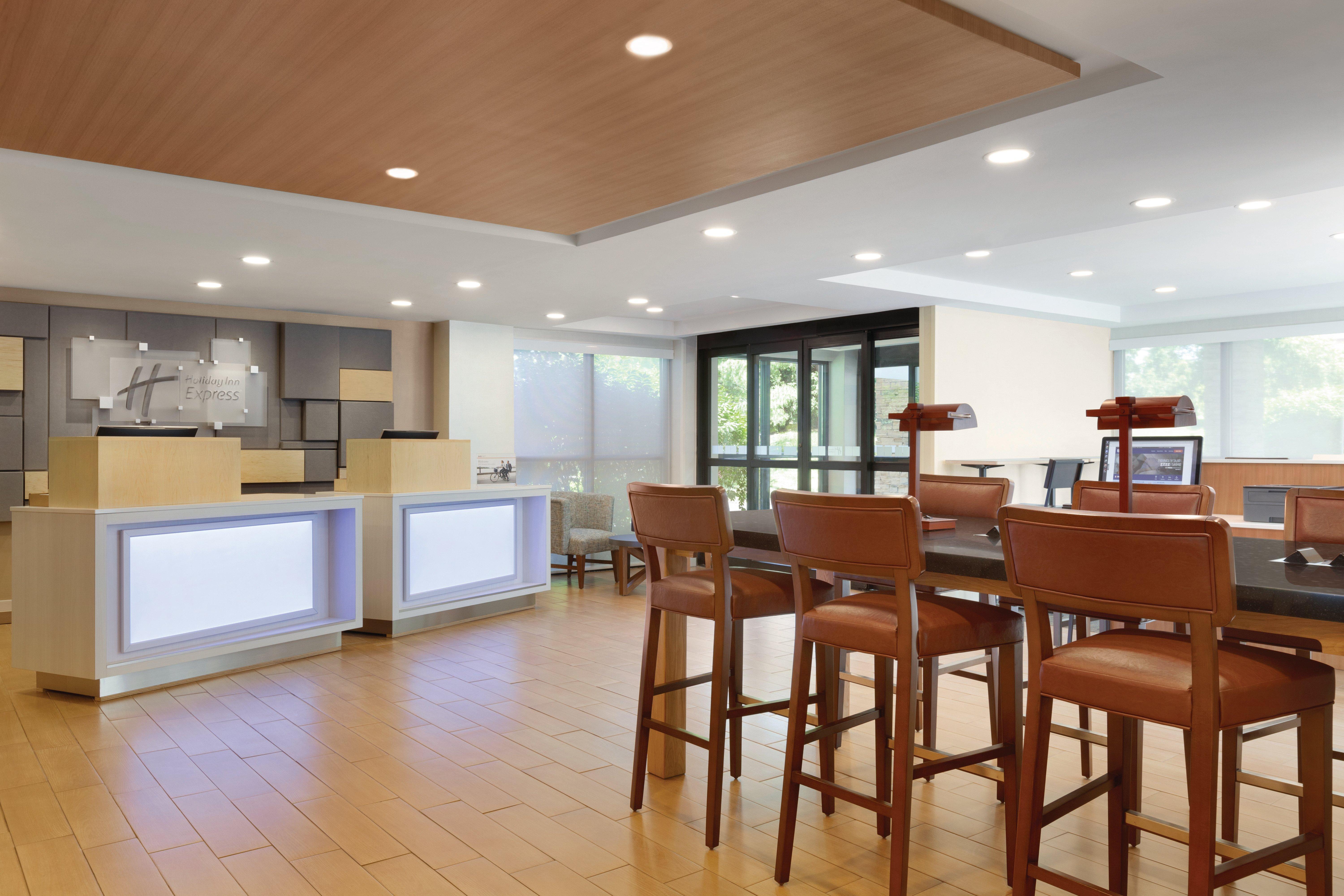 Holiday Inn Express Hartford South - Rocky Hill By Ihg Exterior foto